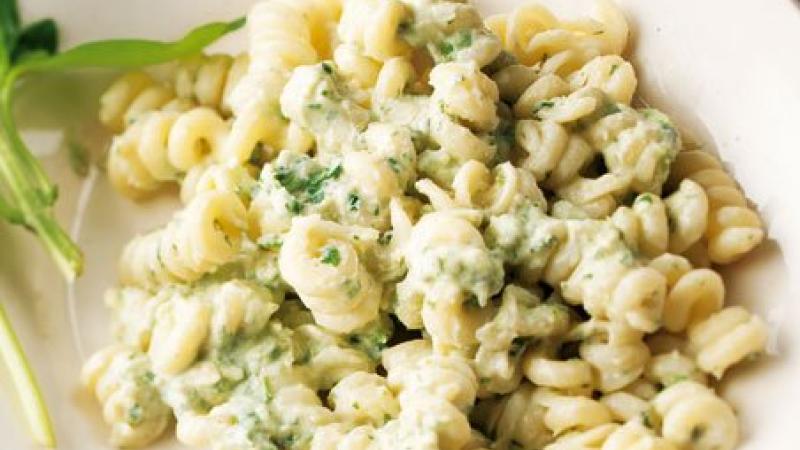 Fusilli s ricottou a bazalkou