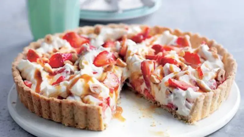 Jahodovo-oříškový koláč