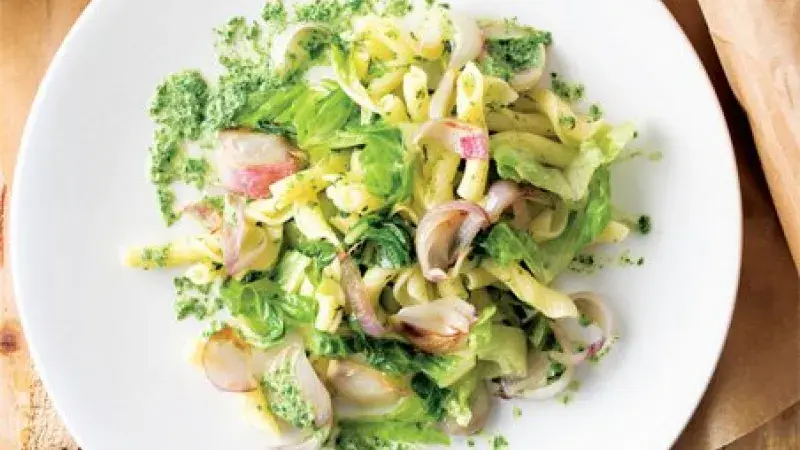 Penne ricce s bylinkovým pestem