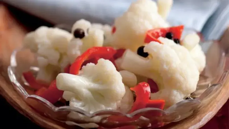 Květák v octovém nálevu