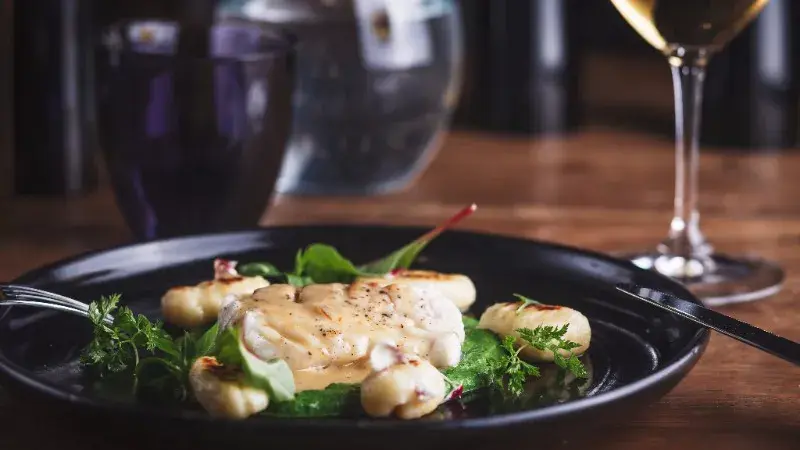 Tři italští šéfkuchaři představí chutě pobřeží Amalfi