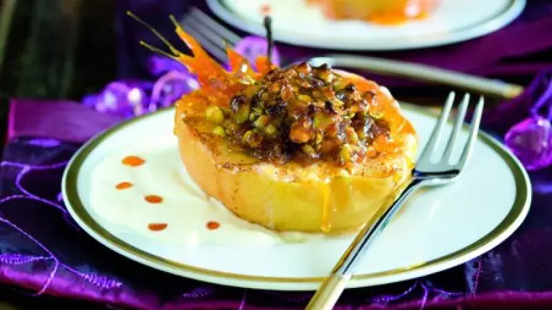 Pečená jablíčka s datlemi