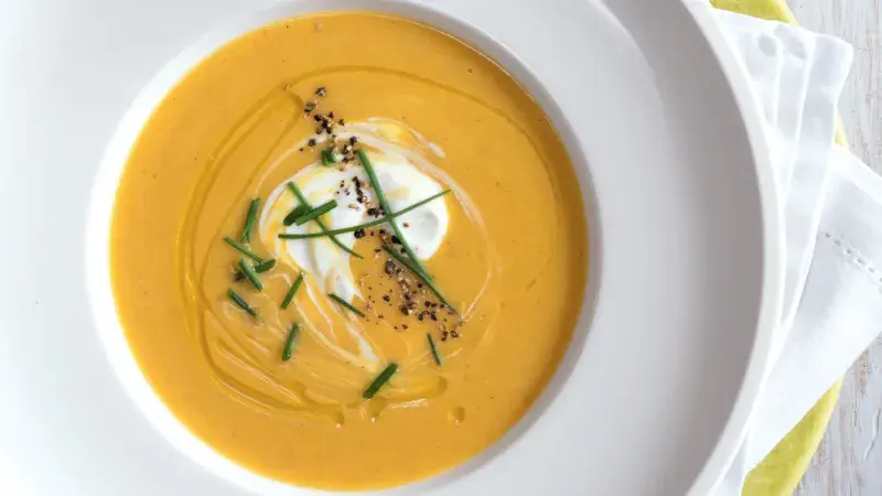 Polévka z kořenové zeleniny