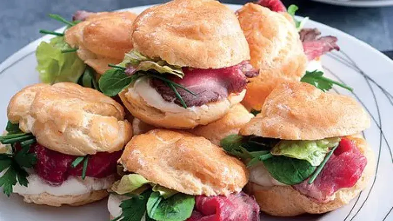 Miniburgery s rostbífem