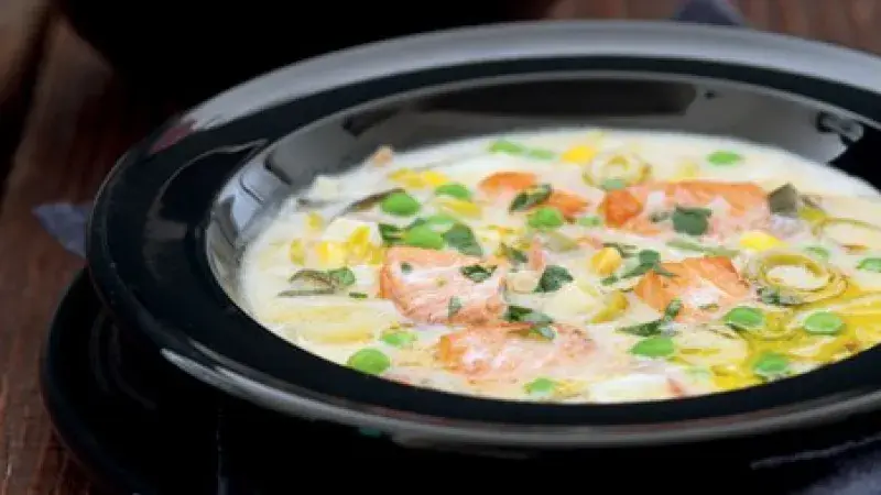 Polévka s lososem a whisky