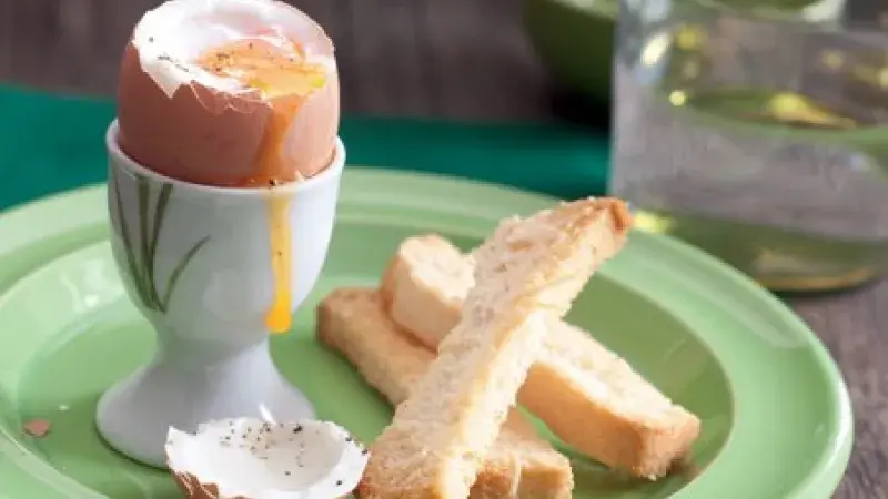 Vejce naměkko s toustíky