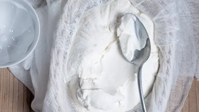 Domácí smetanový sýr à la ricotta