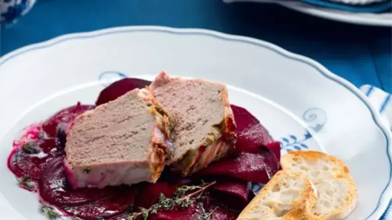 Paštika z kachních jater s řepou