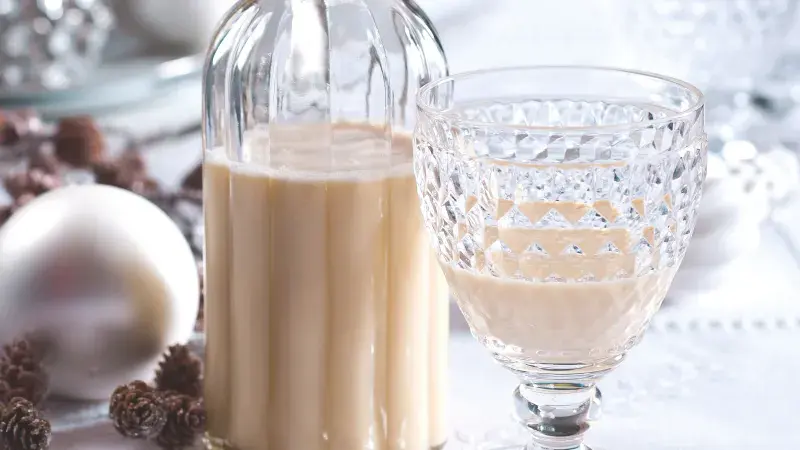 Expresní vaječný likér