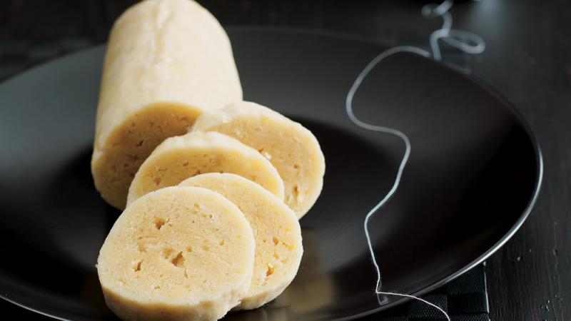 Recept na neděli: houskové knedlíky