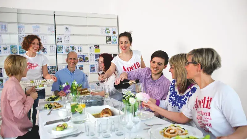 Čtenáři se ptají, redakce odpovídá