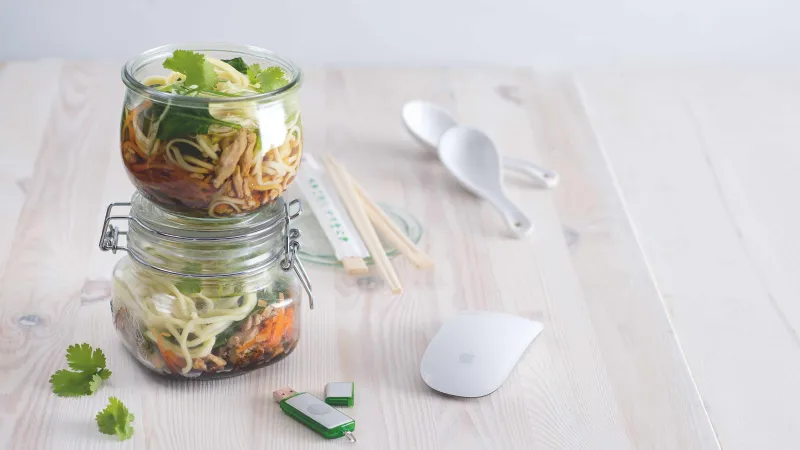 Asijská nudlová polévka