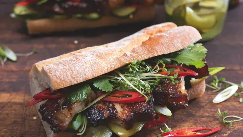 Asijský bůček v housce