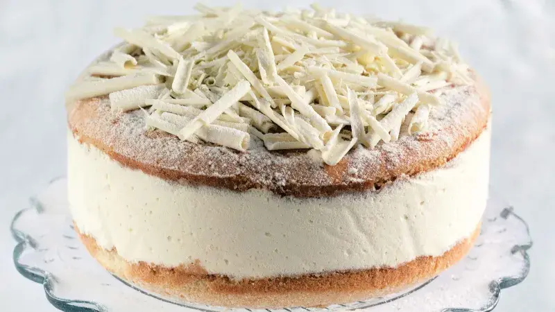 Bílý čokoládový dort