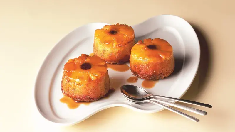 Převrácené ananasové koláčky