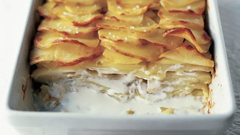 Zapečené smetanové brambory