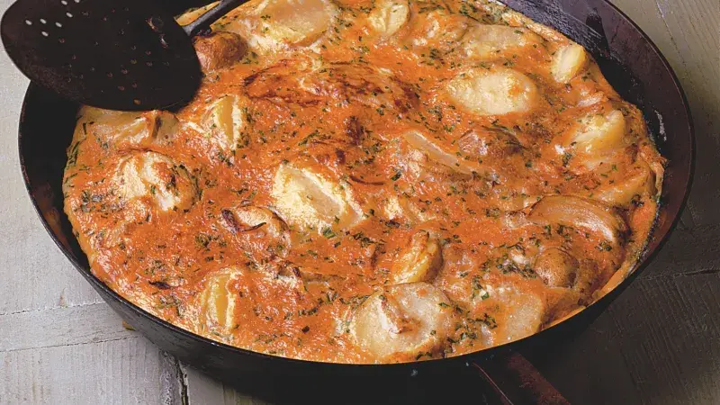 Bramborová omeleta s pikantním sýrem