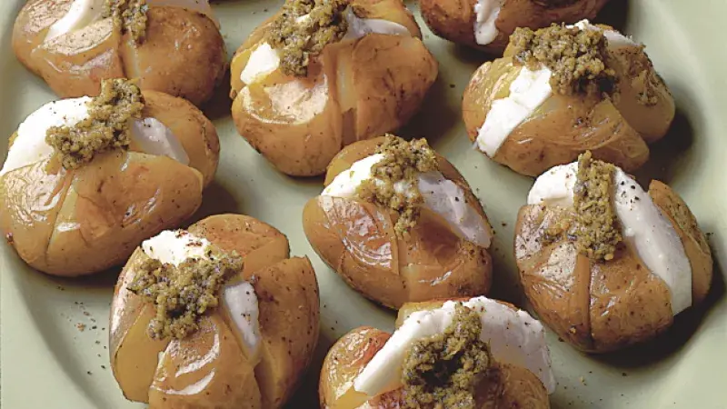 Zapečené brambory s mozzarellou