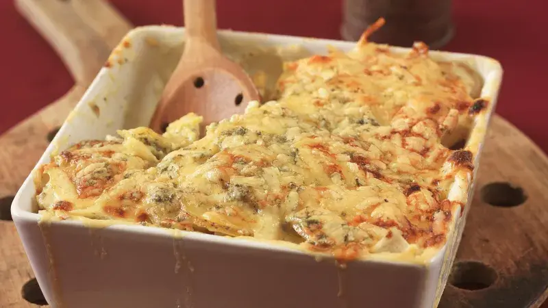 Celerovo-bramborový gratin