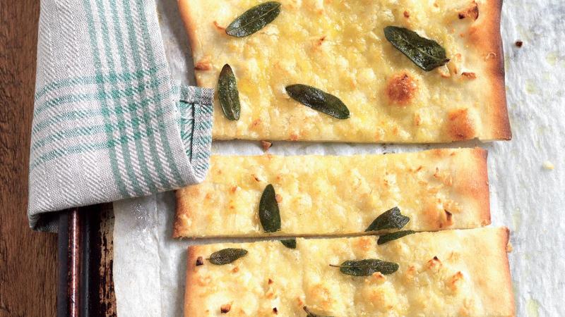 Česneková pizza