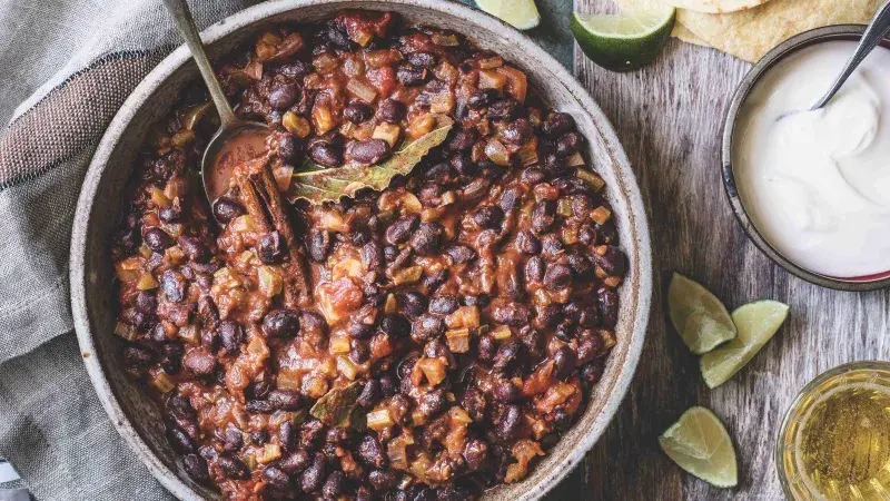 Chili z černých fazolí