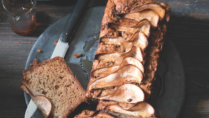 Chlebíček s hruškou a pastinákem