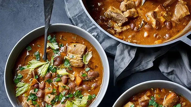 Dušený vepřový bůček s borlotti fazolemi