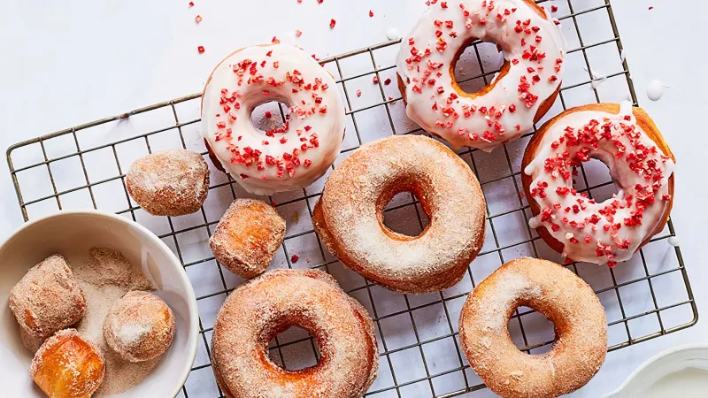 Donuty s cukrovou polevou