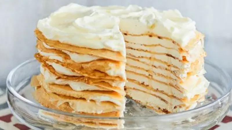 Citrónový palačinkový dort