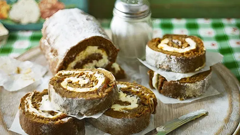 Vláčná fíková roláda