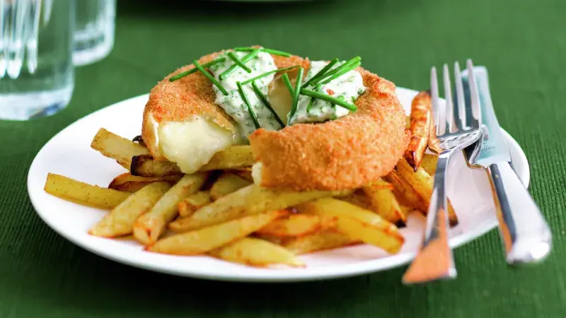 Smažený hermelín s česnekem