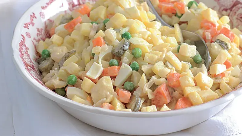 Domácí bramborový salát 