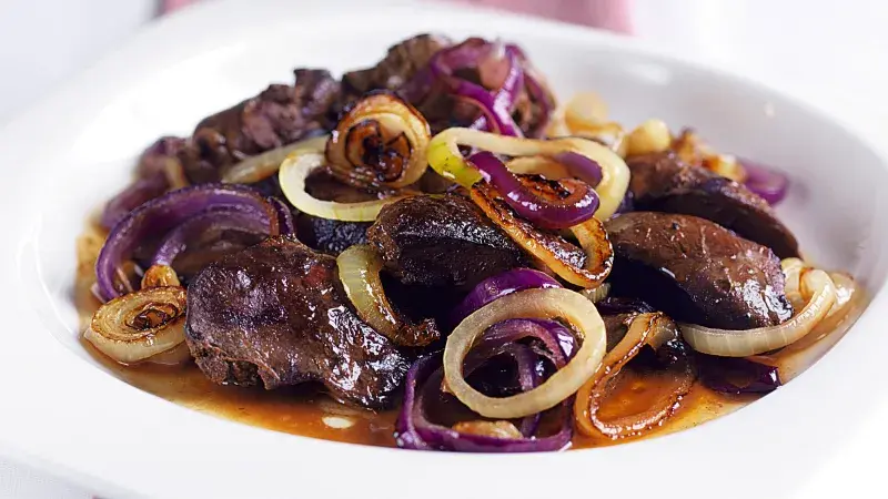 Drůbeží játra po benátsku