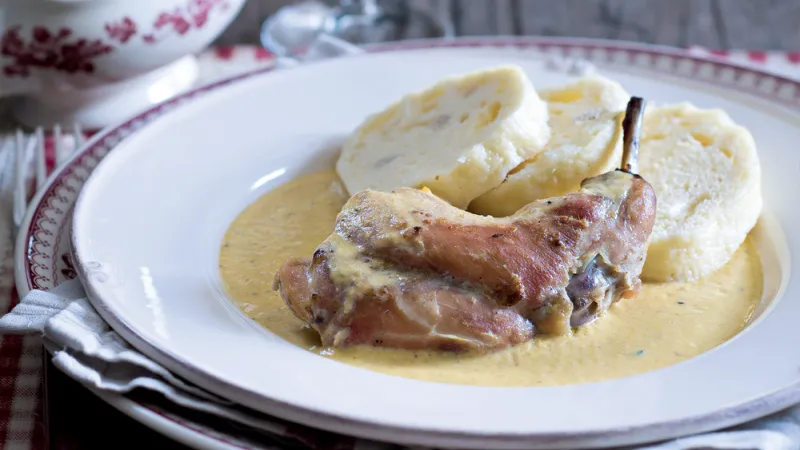 Králík na smetaně à la zajíc podle Viléma Vrabce