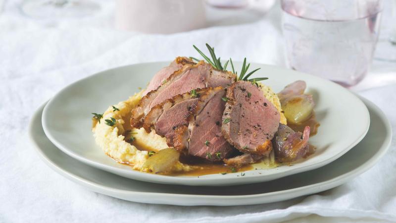 Grilované kachní prso s celerovým pyré a omáčkou z demi-glace