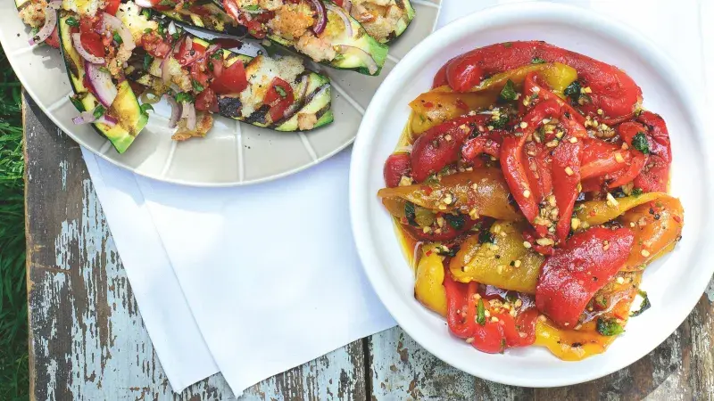 Grilované papriky s mátou & česnekem