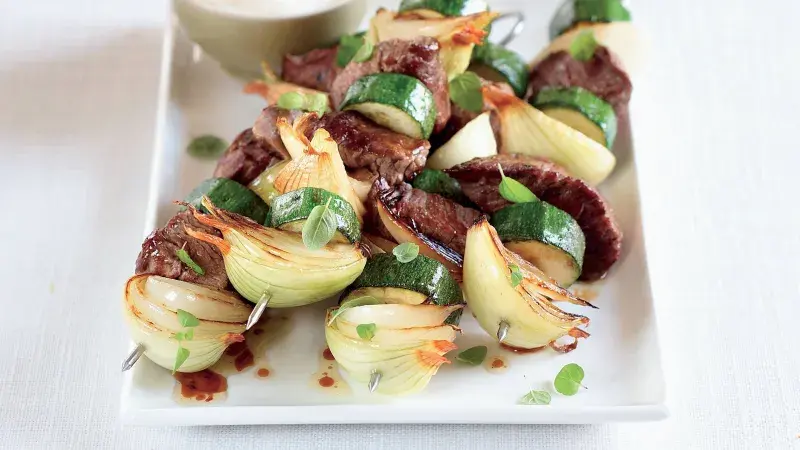 Špízy hovězí a cuketa