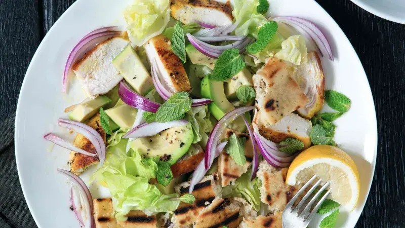 Indické kuře se salátem