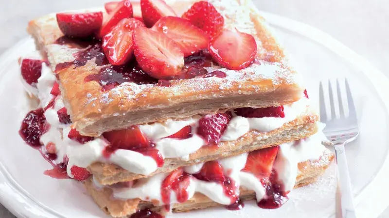 Jahodové mille-feuilles s omáčkou