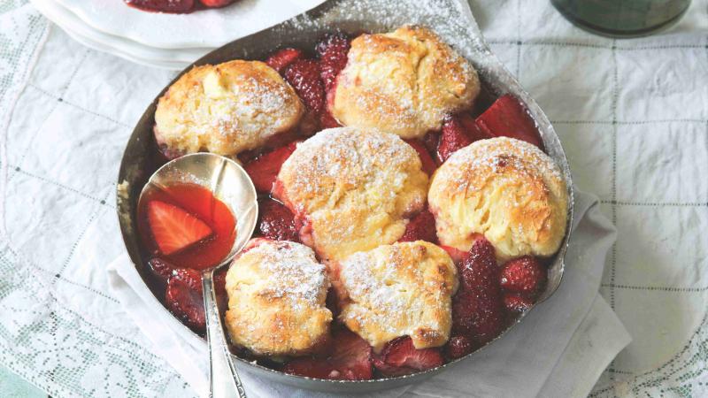 Jahodový cobbler