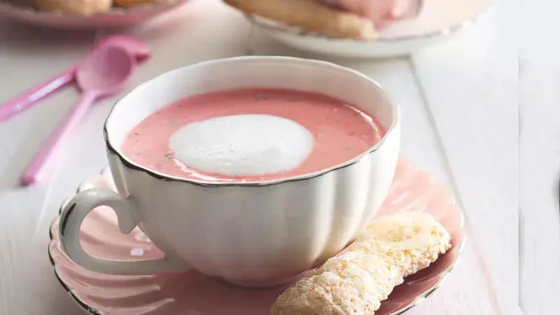 Jahodové cappuccino & domácí piškoty