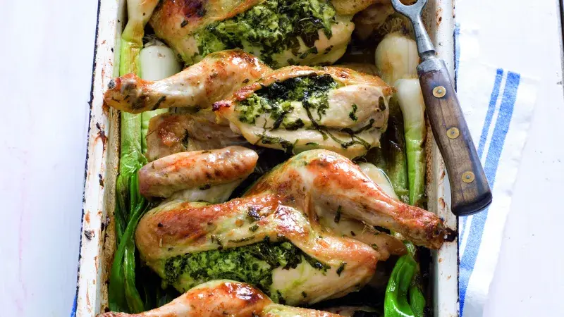 Kuřátka s jarními bylinkami