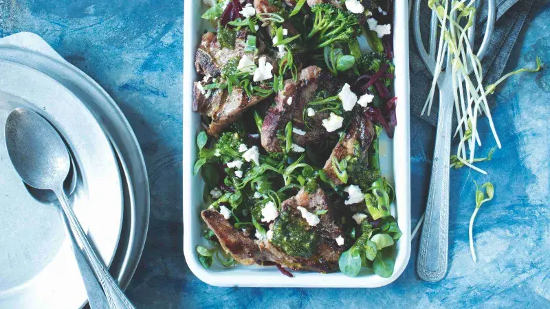 Jehněčí kotletky s brokolicí