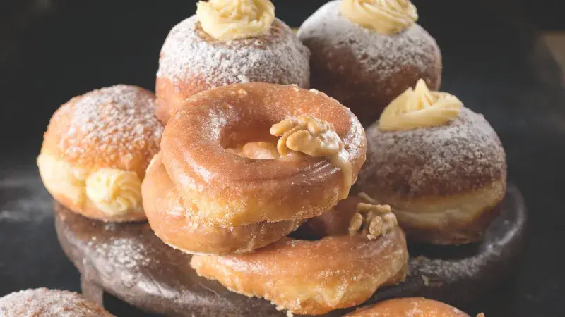 Koblihy & donuty se ciderem a javorovým sirupem podle Maškrtnice