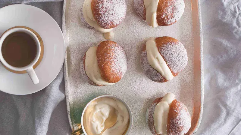 Koblížky s kávovým krémem