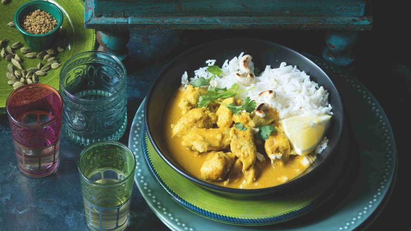 Kokosová korma s kuřecím masem 