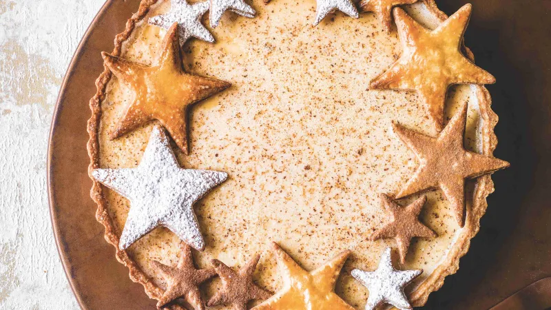 Koláč s náplní z vaječného likéru