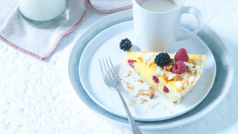 Křehký koláč se žloutkovým krémem