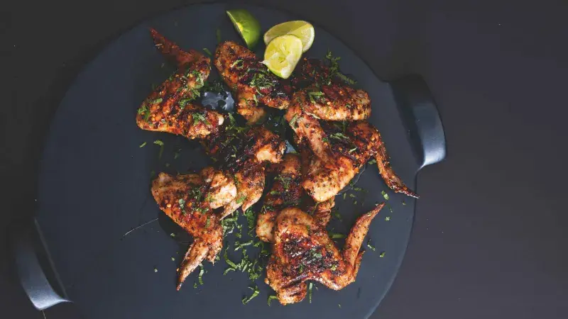 Křídla s tequilou a limetou