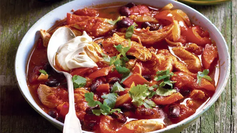 Krůtí prsa s fazolemi a quinoou